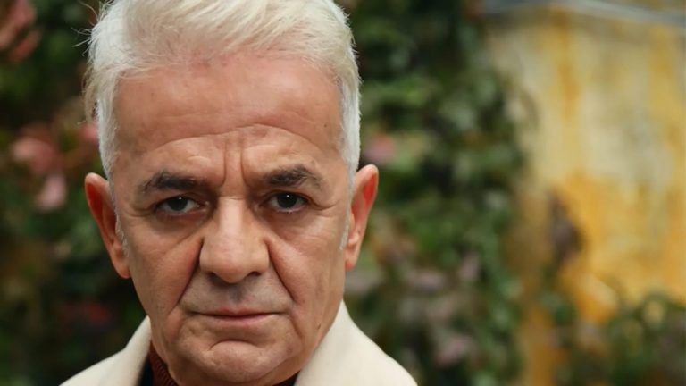 Zafer Algöz kimdir? Nereli, kaç yaşında, oynadığı diziler ve filmler nelerdir? Biyografisi ve kariyeri hakkında her şey