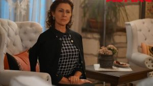Uzak Şehir Dizisi Sadakat Albora Kimdir? Gerçek Yaşı ve Aslen Nereli Olduğu Ortaya Çıktı!