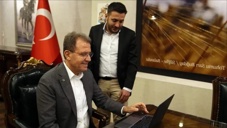 Vahap Seçer Kimdir? Siyasi Kariyeri, Yaşı, Nereli ve Mesleği Hakkında Tüm Merak Edilenler