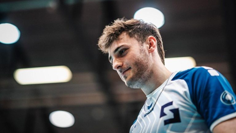 Voleybolcu Luciano Vicentin’in Boyu, Yaşı ve Kariyeri Hakkında Merak Edilenler Nelerdir?