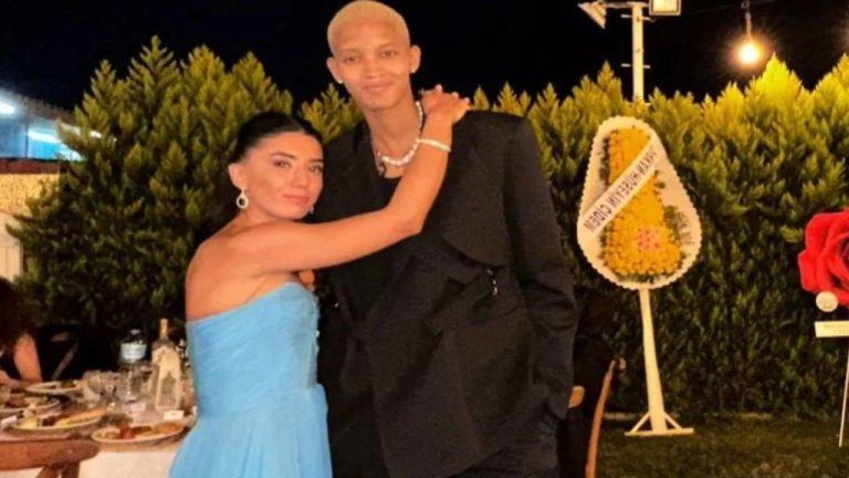 Voleybolcu Melis Yılmaz kimdir? Kaç yaşında, nereli, boyu kaç? Sevgilisi ve Instagram hesabı ne?