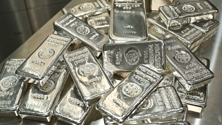 Gümüşte 8 yılın zirvesi: Çin’in 790 tonluk rekor ithalatı